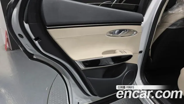 2021 Genesis Gv70 2.5t Gasoline 2wd Sold VIN KMTMA81BBMU020110 – front exterior