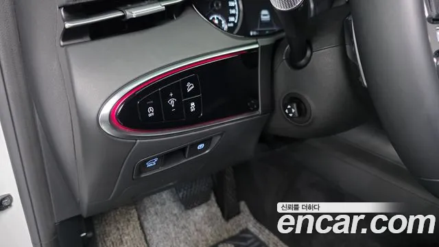 2021 Genesis GV70 2.5T Gasoline 2WD Sold VIN KMTMA81BBMU041233 – trunk area 2021 Genesis GV70 2.5T Gasoline 2WD Sold VIN KMTMA81BBMU041233 – trunk area