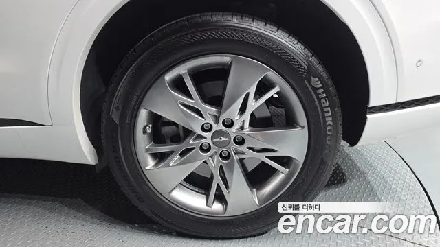 2021 Genesis GV70 2.5T Gasoline 2WD VIN KMTMA81BBMU044225
