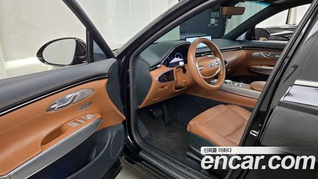 2022 Genesis GV70 2.5T Gasoline 2WD Sold VIN KMTMA81BBNU049762 – interior seats