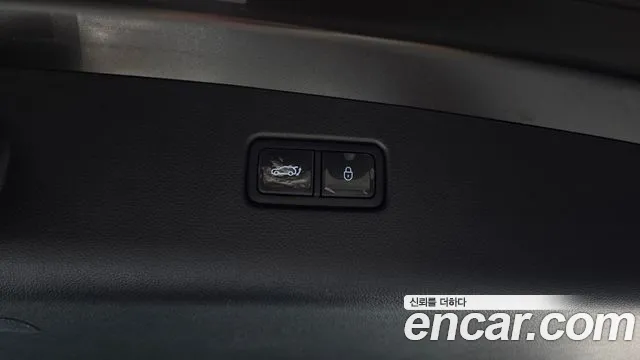 2022 Genesis GV70 2.5T Gasoline 2WD Sold VIN KMTMA81BBNU055703 – rear exterior