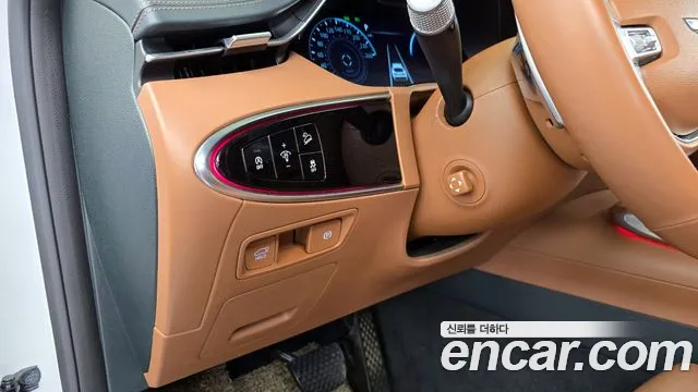 2022 Genesis GV70 2.5T Gasoline 2WD Sold VIN KMTMA81BBNU056537 – interior seats 2022 Genesis GV70 2.5T Gasoline 2WD Sold VIN KMTMA81BBNU056537 – interior seats
