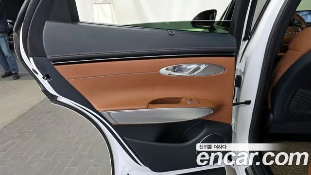 2022 Genesis GV70 2.5T Gasoline 2WD Sold VIN KMTMA81BBNU056537 – photo 14 2022 Genesis GV70 2.5T Gasoline 2WD Sold VIN KMTMA81BBNU056537 – photo 14