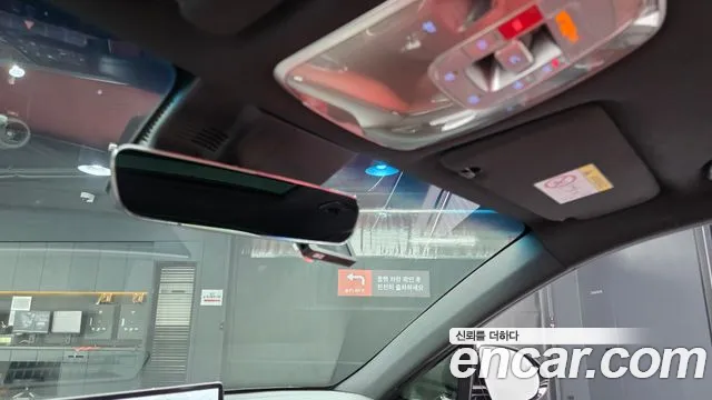 2022 Genesis GV70 2.5T Gasoline 2WD Sold VIN KMTMA81BBNU059359 – exterior detail