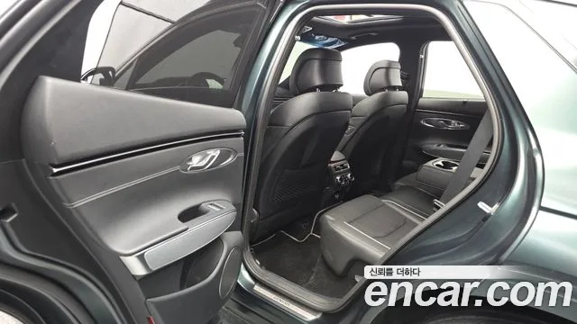 2022 Genesis GV70 2.5T Gasoline 2WD Sold VIN KMTMA81BBNU068609 – photo 11 2022 Genesis GV70 2.5T Gasoline 2WD Sold VIN KMTMA81BBNU068609 – photo 11