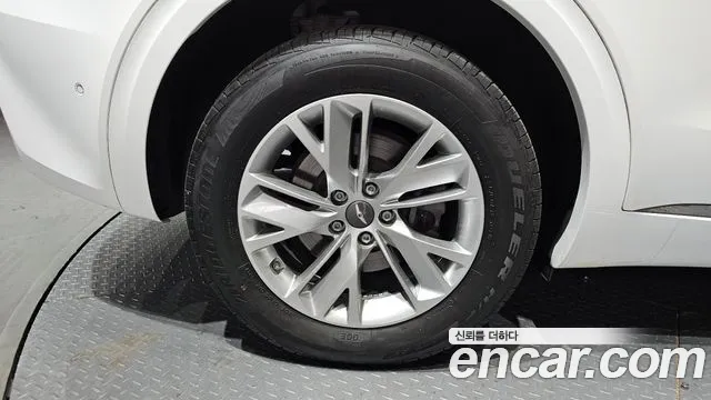 2022 Genesis GV70 2.5T Gasoline 2WD Sold VIN KMTMA81BBNU069894 – trunk area 2022 Genesis GV70 2.5T Gasoline 2WD Sold VIN KMTMA81BBNU069894 – trunk area