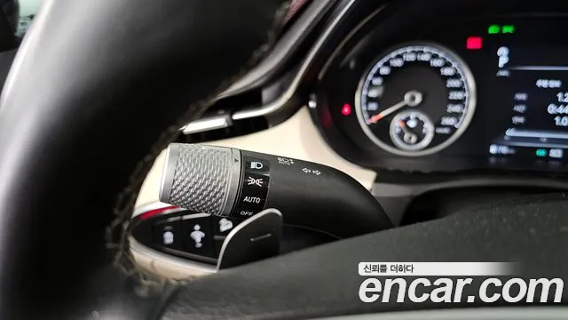 2022 Genesis GV70 2.5T Gasoline 2WD Sold VIN KMTMA81BBNU070743 – exterior detail
