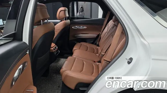 2022 Genesis GV70 2.5T Gasoline 2WD Sold VIN KMTMA81BBNU074266 – rear exterior
