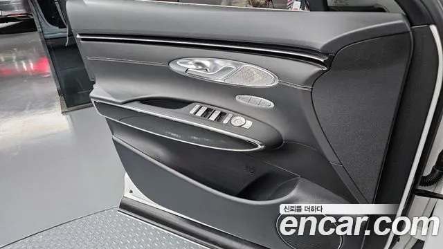 2023 Genesis GV70 2.5T Gasoline 2WD Sold VIN KMTMA81BBPU121946 – interior seats