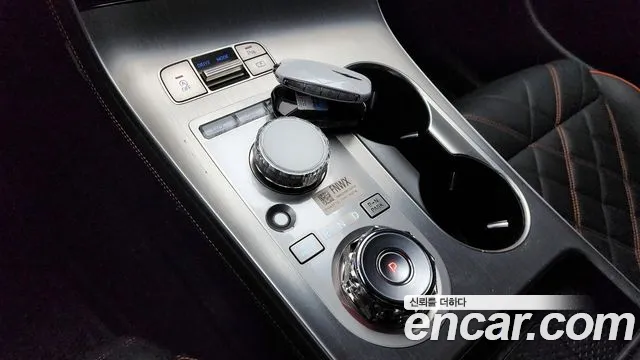 2025 Genesis Gv70 2.5t Gasoline 2wd Sold VIN KMTMA81BBSU193479 – front exterior