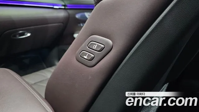 2025 Genesis GV70 2.5T Gasoline 2WD Sold VIN KMTMA81BBSU214870 – exterior detail
