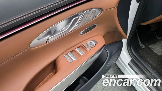 2025 Genesis GV70 2.5T Gasoline 2WD Sold VIN KMTMA81BBSU215962 – trunk area
