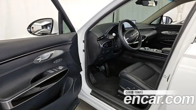 2021 Genesis GV70 2.5T Gasoline AWD Sold VIN KMTMA81BDMU005077 – rear exterior 2021 Genesis GV70 2.5T Gasoline AWD Sold VIN KMTMA81BDMU005077 – rear exterior