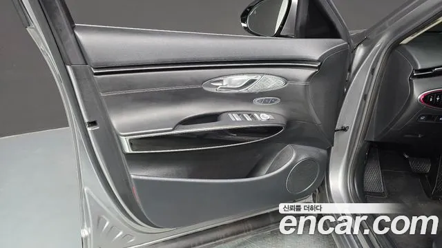 2021 Genesis GV70 2.5T Gasoline AWD Sold VIN KMTMA81BDMU008960 – photo 12
