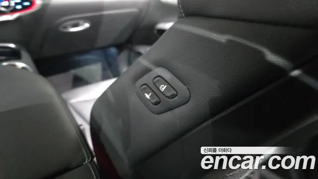 2021 Genesis GV70 2.5T Gasoline AWD Sold VIN KMTMA81BDMU008960 – photo 33