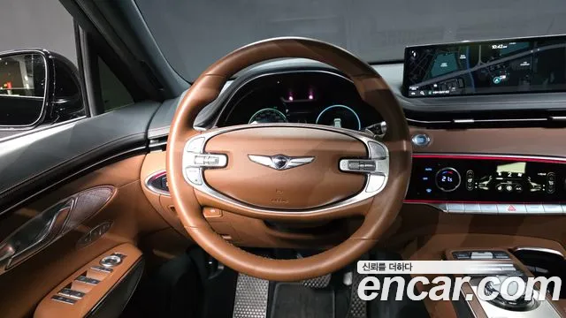 2021 Genesis GV70 2.5T Gasoline AWD Sold VIN KMTMA81BDMU010139 – side profile