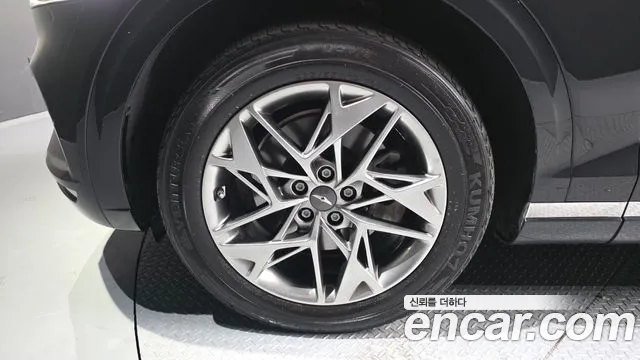2021 Genesis GV70 2.5T Gasoline AWD Sold VIN KMTMA81BDMU010139 – trunk area