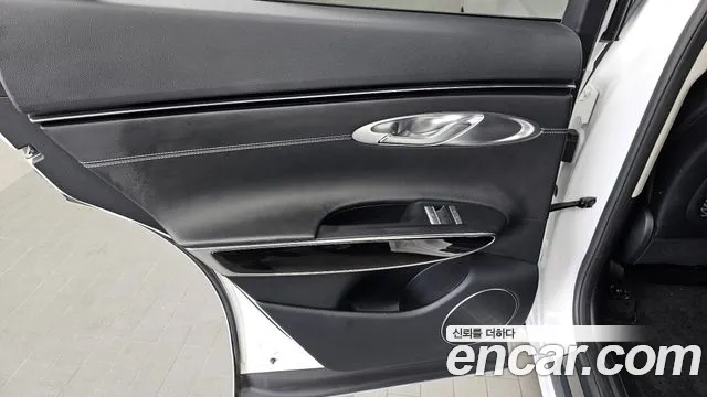 2021 Genesis GV70 2.5T Gasoline AWD Sold VIN KMTMA81BDMU015417 – side profile
