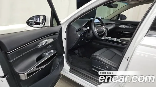 2021 Genesis GV70 2.5T Gasoline AWD Sold VIN KMTMA81BDMU015417 – exterior detail