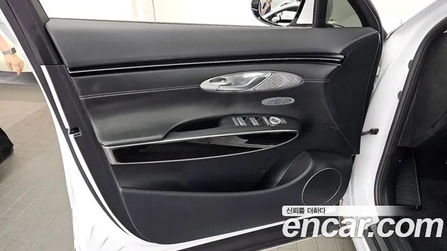 2021 Genesis GV70 2.5T Gasoline AWD Sold VIN KMTMA81BDMU015417 – photo 32