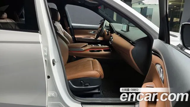 2021 Genesis GV70 2.5T Gasoline AWD Sold VIN KMTMA81BDMU037702 – photo 16 2021 Genesis GV70 2.5T Gasoline AWD Sold VIN KMTMA81BDMU037702 – photo 16