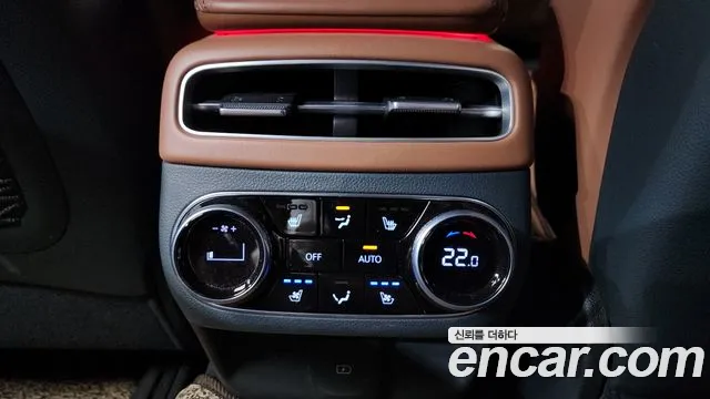 2021 Genesis GV70 2.5T Gasoline AWD Sold VIN KMTMA81BDMU047472 – dashboard