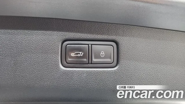 2022 Genesis GV70 2.5T Gasoline AWD Sold VIN KMTMA81BDNU052493 – photo 17 2022 Genesis GV70 2.5T Gasoline AWD Sold VIN KMTMA81BDNU052493 – photo 17