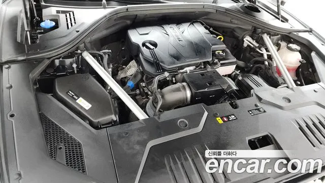 2022 Genesis GV70 2.5T Gasoline AWD VIN KMTMA81BDNU052648