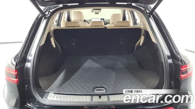 2022 Genesis GV70 2.5T Gasoline AWD Sold VIN KMTMA81BDNU052648 – interior seats 2022 Genesis GV70 2.5T Gasoline AWD Sold VIN KMTMA81BDNU052648 – interior seats