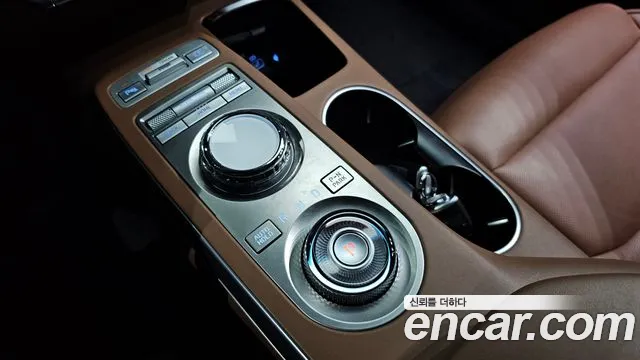 2022 Genesis GV70 2.5T Gasoline AWD Sold VIN KMTMA81BDNU055780 – exterior detail
