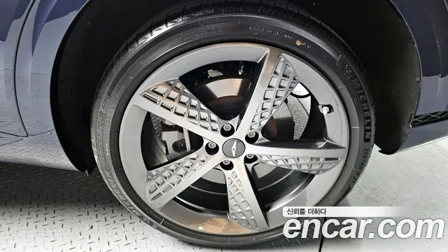 2022 Genesis GV70 2.5T Gasoline AWD Sold VIN KMTMA81BDNU066886 – undercarriage