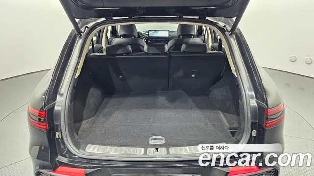 2022 Genesis GV70 2.5T Gasoline AWD Sold VIN KMTMA81BDNU072771 – photo 13 2022 Genesis GV70 2.5T Gasoline AWD Sold VIN KMTMA81BDNU072771 – photo 13