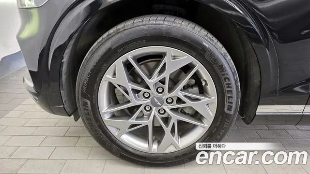 2022 Genesis GV70 2.5T Gasoline AWD VIN KMTMA81BDNU075465