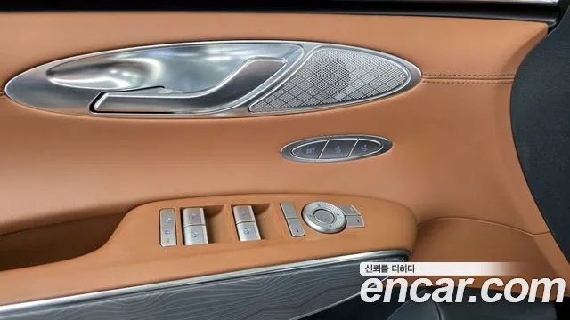 2022 Genesis GV70 2.5T Gasoline AWD Sold VIN KMTMA81BDNU075465 – dashboard