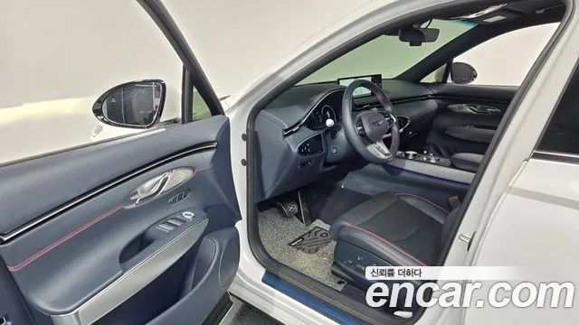 2023 Genesis GV70 2.5T Gasoline AWD Sold VIN KMTMA81BDPU079874 – undercarriage