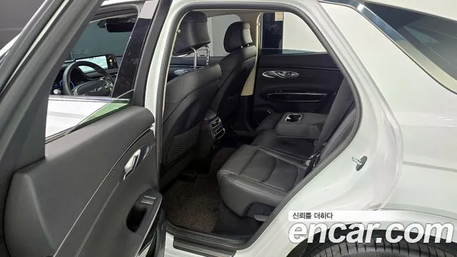 2023 Genesis GV70 2.5T Gasoline AWD Sold VIN KMTMA81BDPU081970 – interior seats