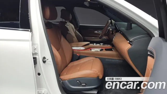 2023 Genesis GV70 2.5T Gasoline AWD Sold VIN KMTMA81BDPU109803 – interior seats 2023 Genesis GV70 2.5T Gasoline AWD Sold VIN KMTMA81BDPU109803 – interior seats