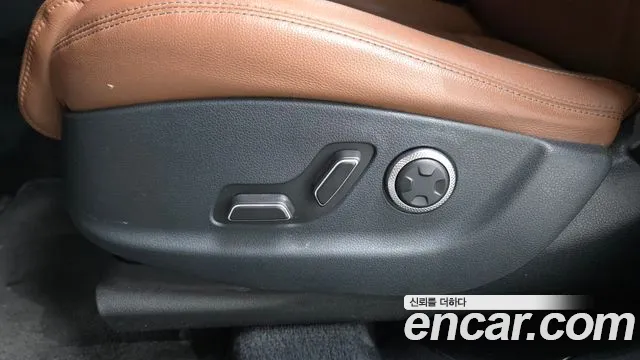 2023 Genesis GV70 2.5T Gasoline AWD Sold VIN KMTMA81BDPU110428 – engine bay