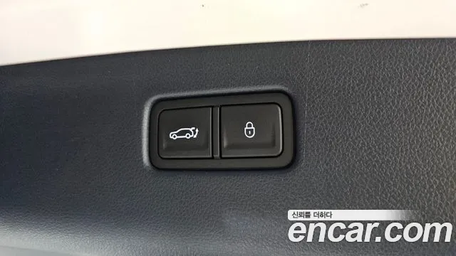 2023 Genesis GV70 2.5T Gasoline AWD Sold VIN KMTMA81BDPU127861 – interior seats 2023 Genesis GV70 2.5T Gasoline AWD Sold VIN KMTMA81BDPU127861 – interior seats