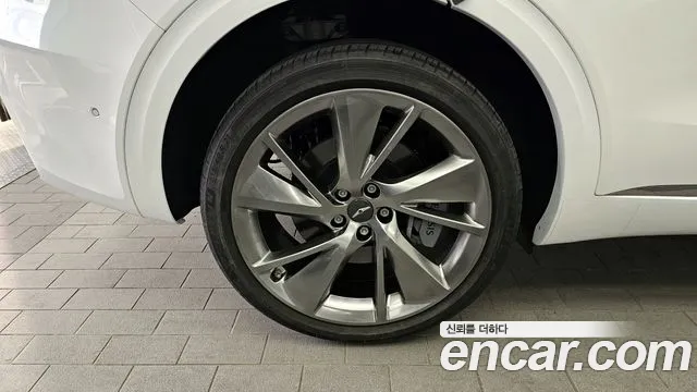 2024 Genesis GV70 2.5T Gasoline AWD VIN KMTMA81BDRU150822