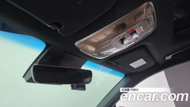 2024 Genesis GV70 2.5T Gasoline AWD Sold VIN KMTMA81BDRU160435 – exterior detail