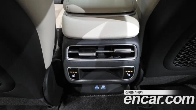 2025 Genesis GV70 2.5T Gasoline AWD Sold VIN KMTMA81BDSU184190 – photo 30 2025 Genesis GV70 2.5T Gasoline AWD Sold VIN KMTMA81BDSU184190 – photo 30