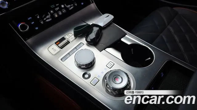 2025 Genesis GV70 2.5T Gasoline AWD Sold VIN KMTMA81BDSU190668 – rear exterior