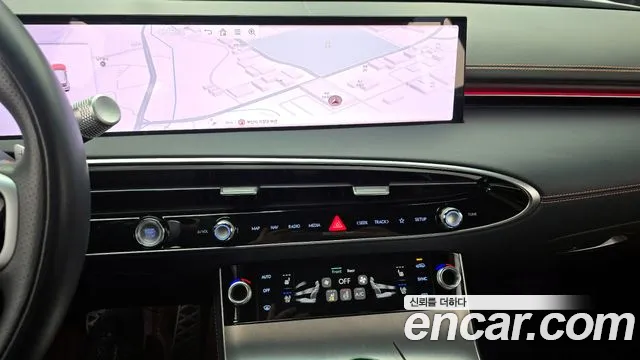 2025 Genesis GV70 2.5T Gasoline AWD Sold VIN KMTMA81BDSU190668 – exterior detail