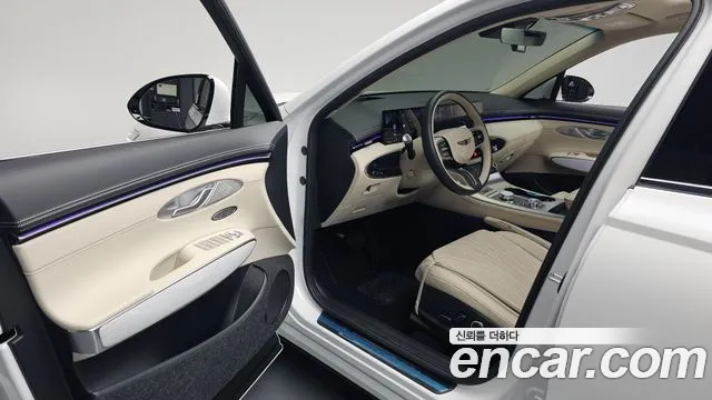 2025 Genesis GV70 2.5T Gasoline AWD Sold VIN KMTMA81BDSU207224 – photo 23