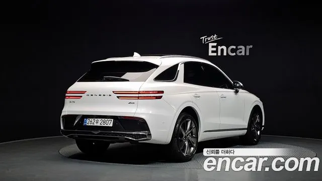 2025 Genesis GV70 2.5T Gasoline AWD Sold VIN KMTMA81BDSU214972 – photo 13 2025 Genesis GV70 2.5T Gasoline AWD Sold VIN KMTMA81BDSU214972 – photo 13