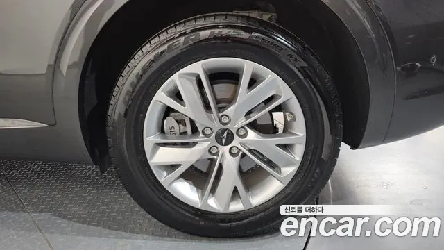2025 Genesis GV70 2.5T Gasoline AWD VIN KMTMA81BDSU231504