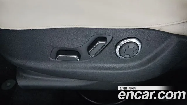 2025 Genesis GV70 2.5T Gasoline AWD Sold VIN KMTMA81BDSU231504 – dashboard