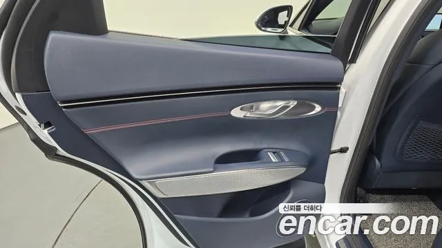 2021 Genesis GV70 2.2 Diesel 2WD Sold VIN KMTMB81ABMU007361 – trunk area