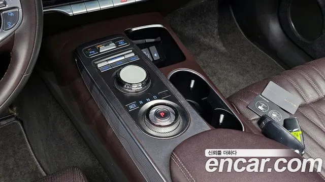 2021 Genesis GV70 2.2 Diesel AWD Sold VIN KMTMB81ADMU004080 – photo 12 2021 Genesis GV70 2.2 Diesel AWD Sold VIN KMTMB81ADMU004080 – photo 12